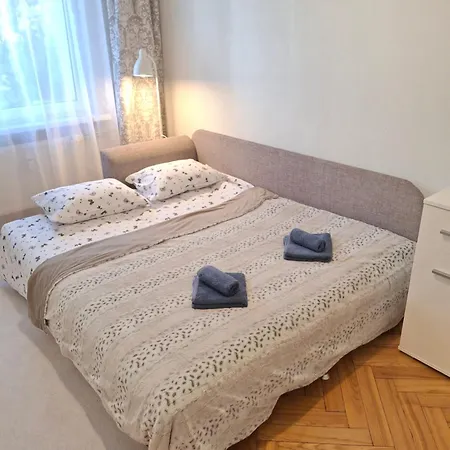 Апартаменты Angel Near Centre *